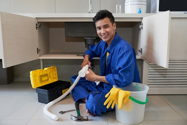 Five Reasons That You Need a Plumbing Inspection Before Buying a Home